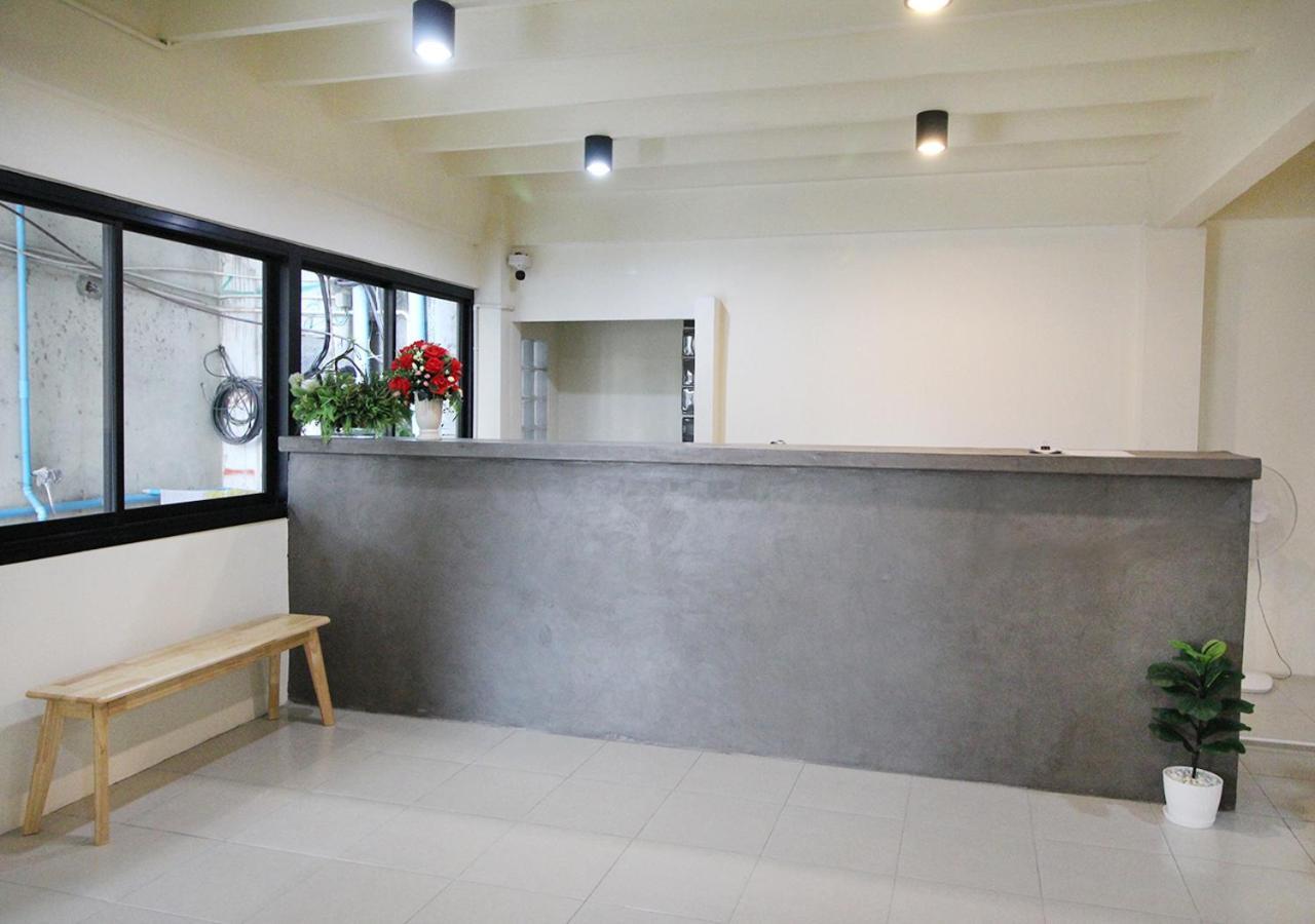 Chaiwat Hostel Bangkok Ngoại thất bức ảnh