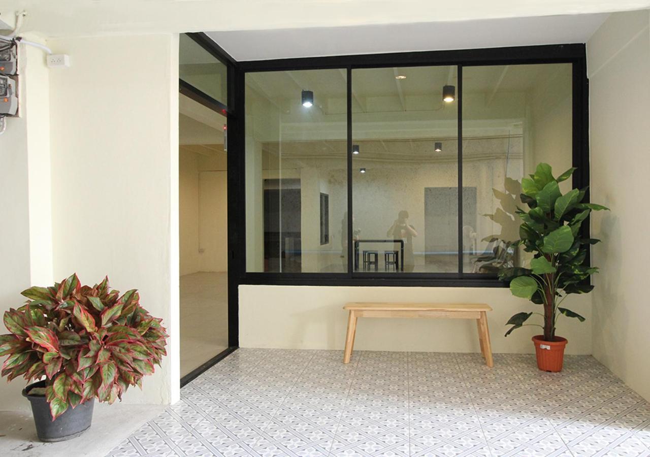 Chaiwat Hostel Bangkok Ngoại thất bức ảnh
