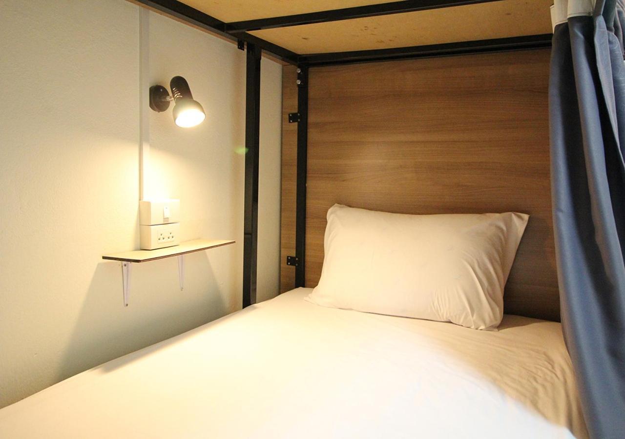 Chaiwat Hostel Bangkok Ngoại thất bức ảnh