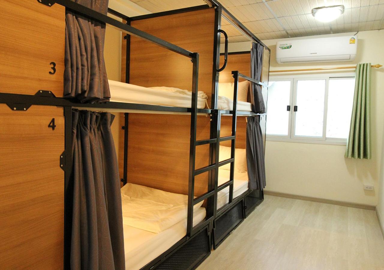 Chaiwat Hostel Bangkok Ngoại thất bức ảnh