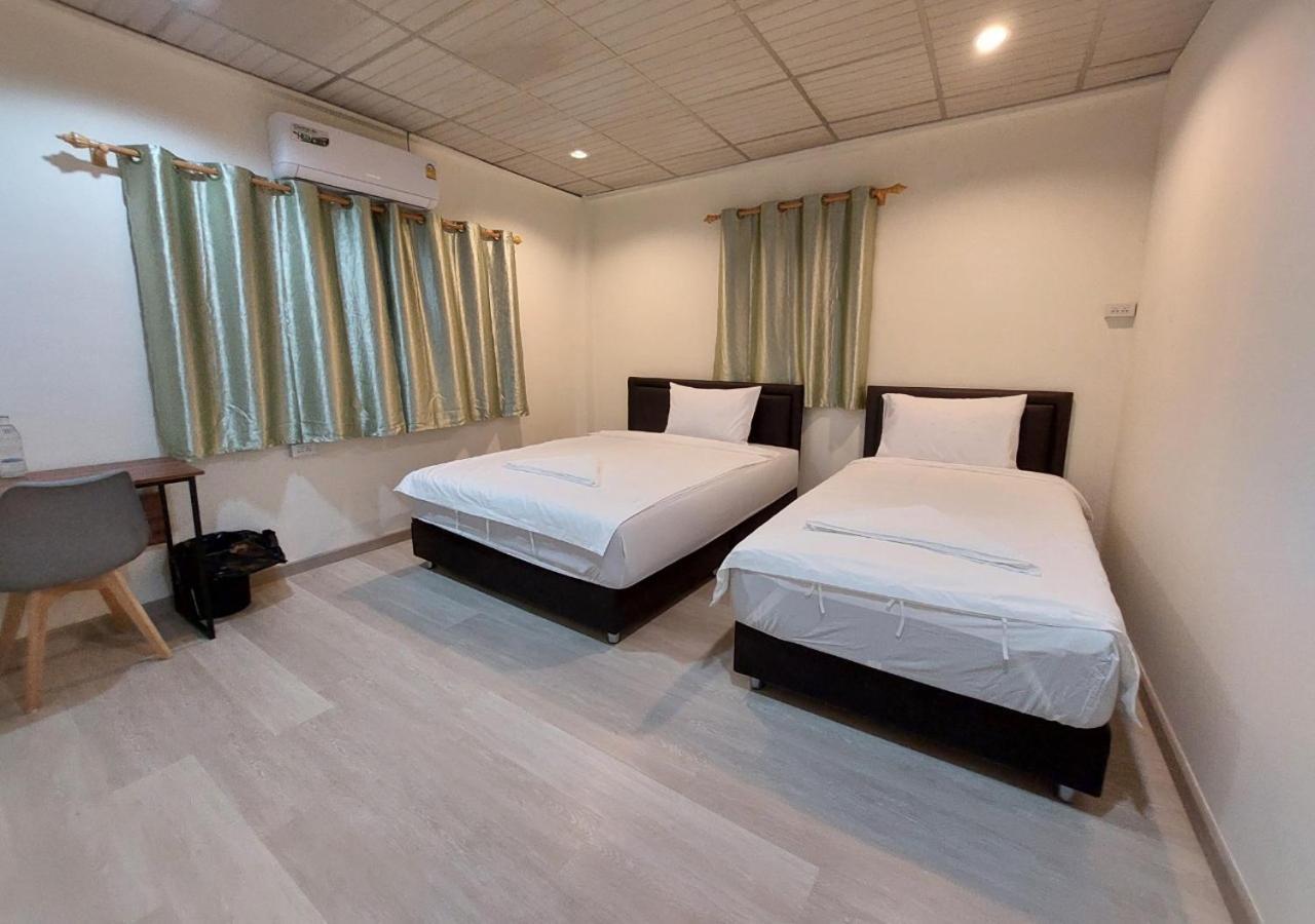 Chaiwat Hostel Bangkok Ngoại thất bức ảnh
